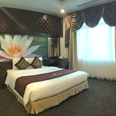 ไฮ เยิน ลักชัวรี โฮเต็ล Hotel Cam Pha ภายนอก รูปภาพ
